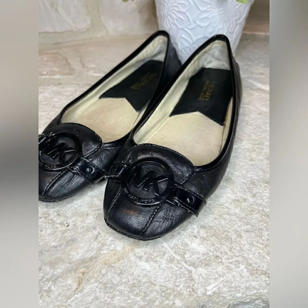 Michael Kors Lillie Moccasin black Flats sz 6.5